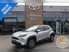 Toyota Yaris Cross - 1.5 HYBRID 115 DYNAMIC STOEL/STUURVERW CAMERA APPLE/ANDROID 17 '' LM-VELGEN LED KEYLESS AD