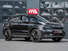 Lynk & Co 01 - 1.5 Black Edition Panoramadak|360° Camera|ACC|Stoelverwarming|Navi|Carplay
