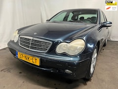 Mercedes-Benz C-klasse - 180 K. Elegance - Schade