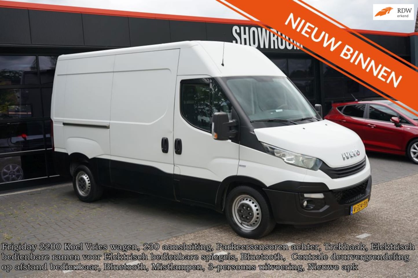 Iveco Daily - 35S16V 2.3 352 H2 35S16V 2.3 352 H2, Koel vrieswagen, Airco, PDC, Trekhaak, Nette wagen - AutoWereld.nl