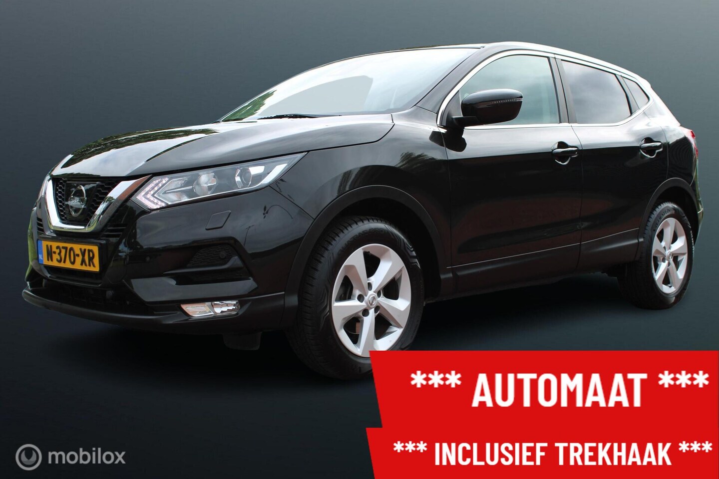Nissan Qashqai - 1.2 N-Connecta Automaat, Trekhaak, Pdc voor + achter + camera, Cruise, Clima, Donker glas, - AutoWereld.nl