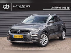 Volkswagen T-Roc - 1.0 TSI Style - TREKHAAK - CARPLAY - CAMERA - 38820 KM NAP