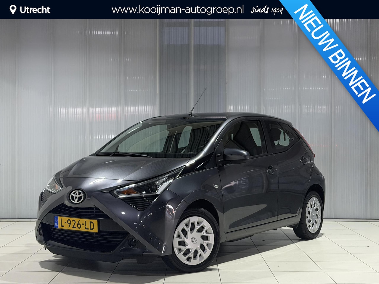 Toyota Aygo - 1.0 VVT-i x-play limited 1.0 VVT-i x-play limited - AutoWereld.nl