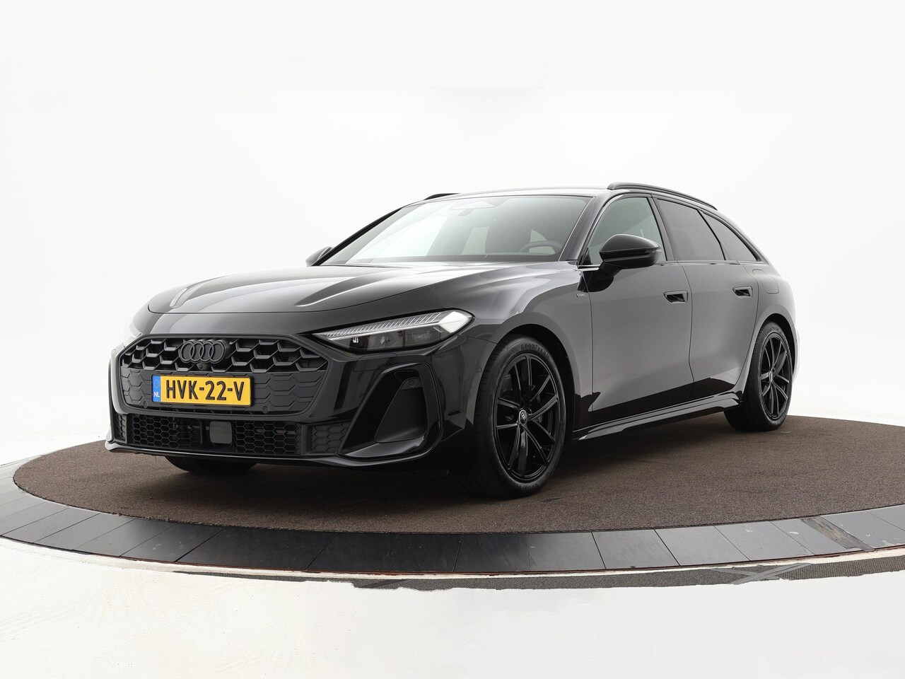 Audi A5 Avant - 2.0 299pk S-tronic e-hybrid Quattro S edition · Camera · Wegklapbare Trekhaak · Apple/Andr - AutoWereld.nl