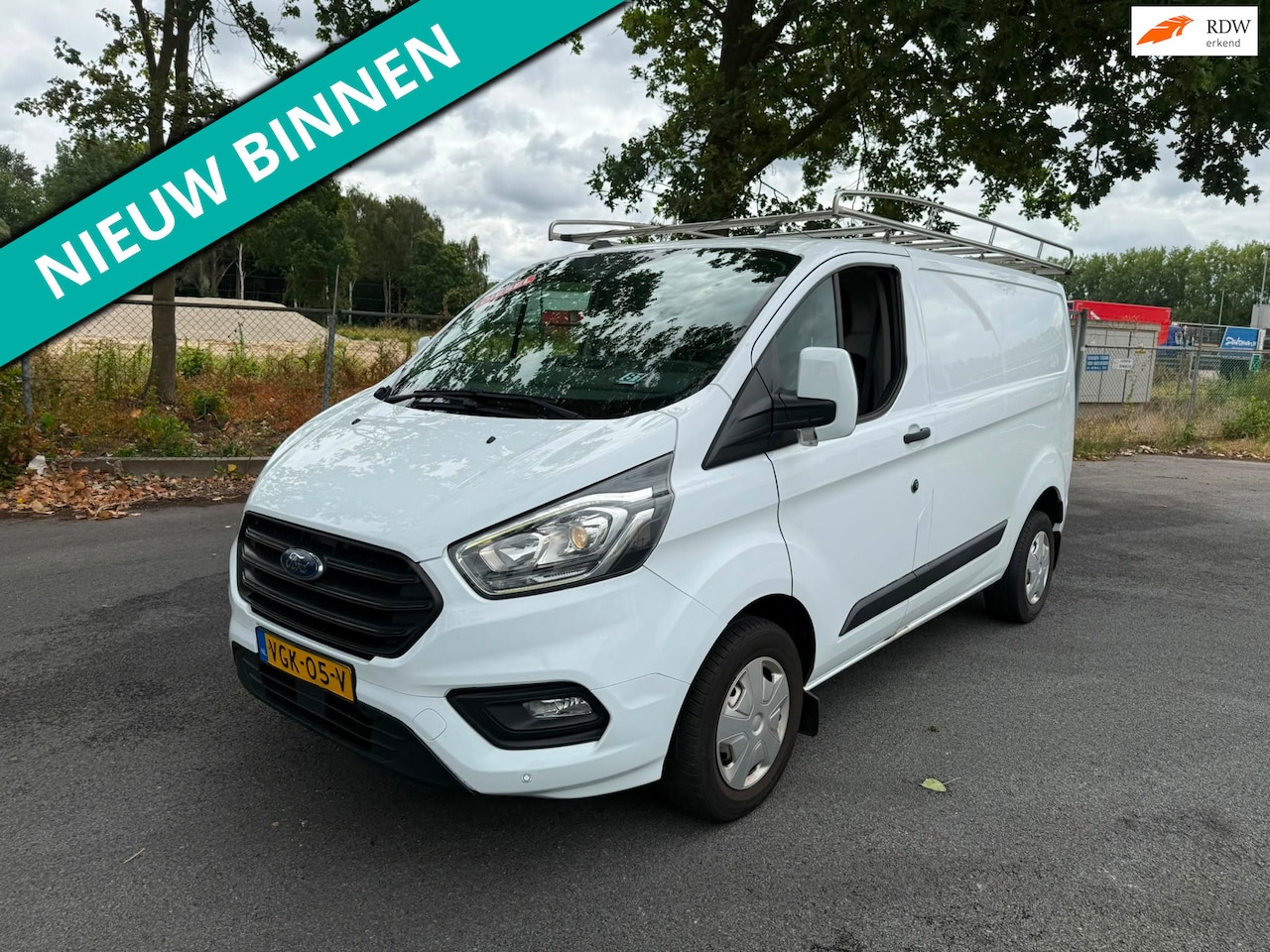Ford Transit Custom - 280 2.0 TDCI L1H1 Trend NETTE BUS MET ORG LAGE KM STAND - AutoWereld.nl