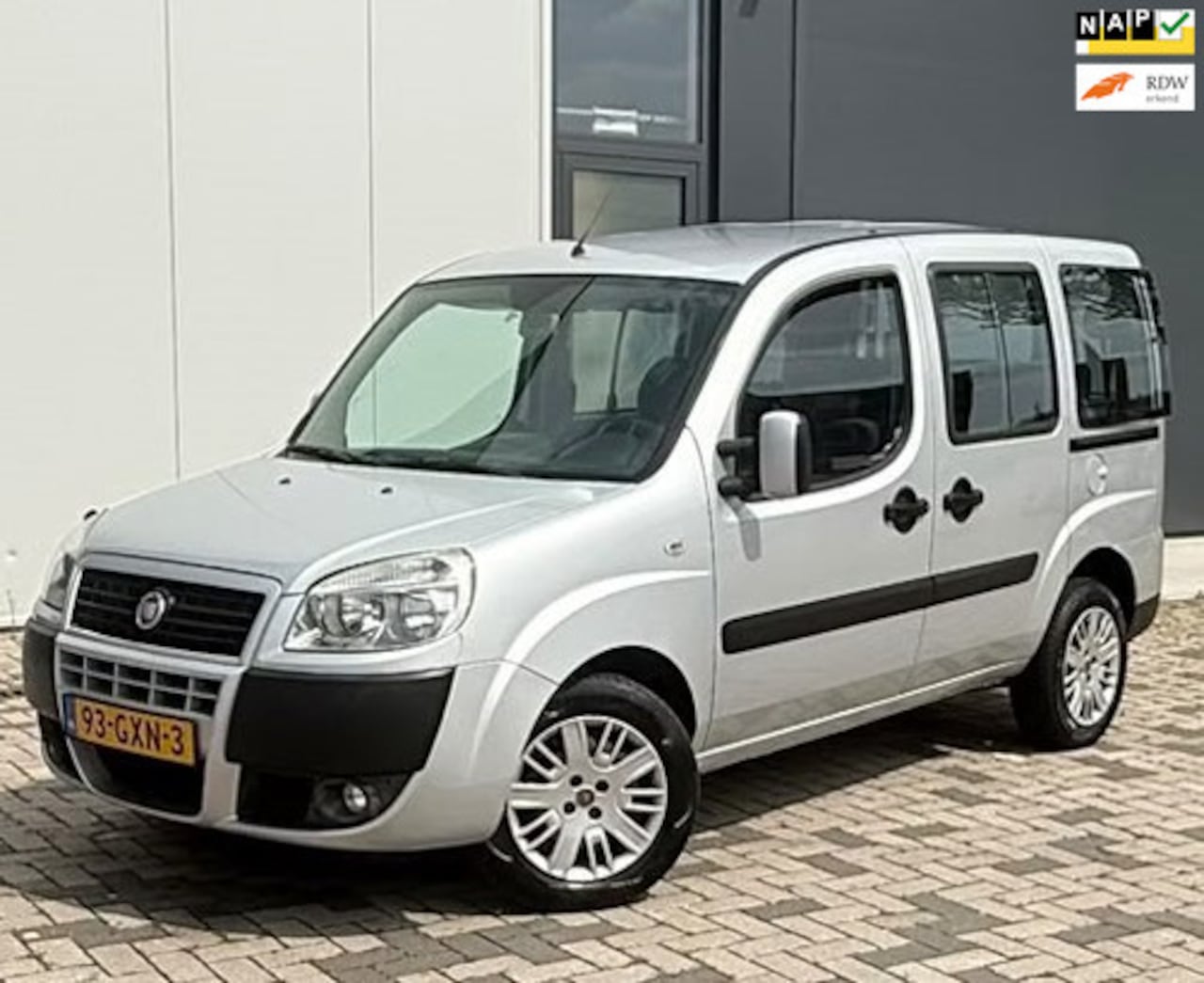 Fiat Doblò - 1.4 Family 7PERSOONS - AutoWereld.nl