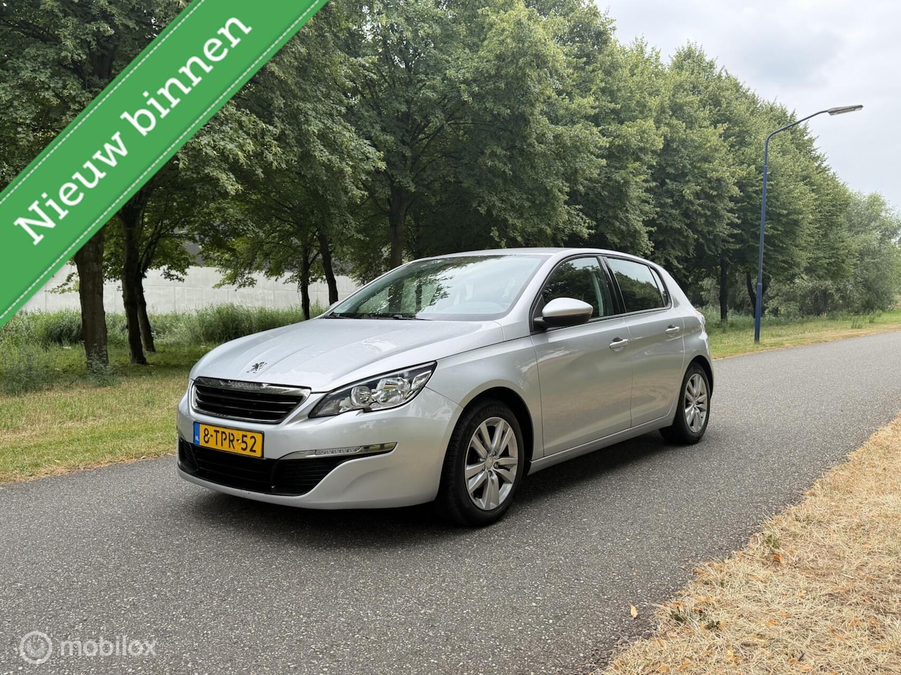 Peugeot 308 - 1.2 VTi Active*DISTRIBUTIE VERV.*NEW APK*NAVI - AutoWereld.nl