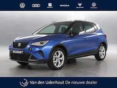 SEAT Arona - 1.0 EcoTSI 95pk FR Business Connect / Navigatie via App Connect / Stoelverwarming / Camera