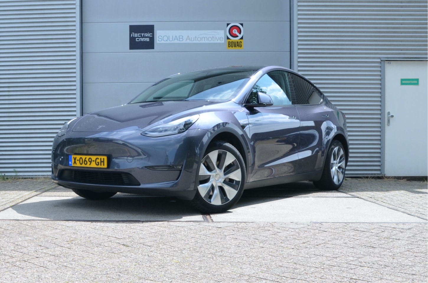 Tesla Model Y - Long Range AWD 75 kWh AutoPilot3.0 Ryzen - AutoWereld.nl