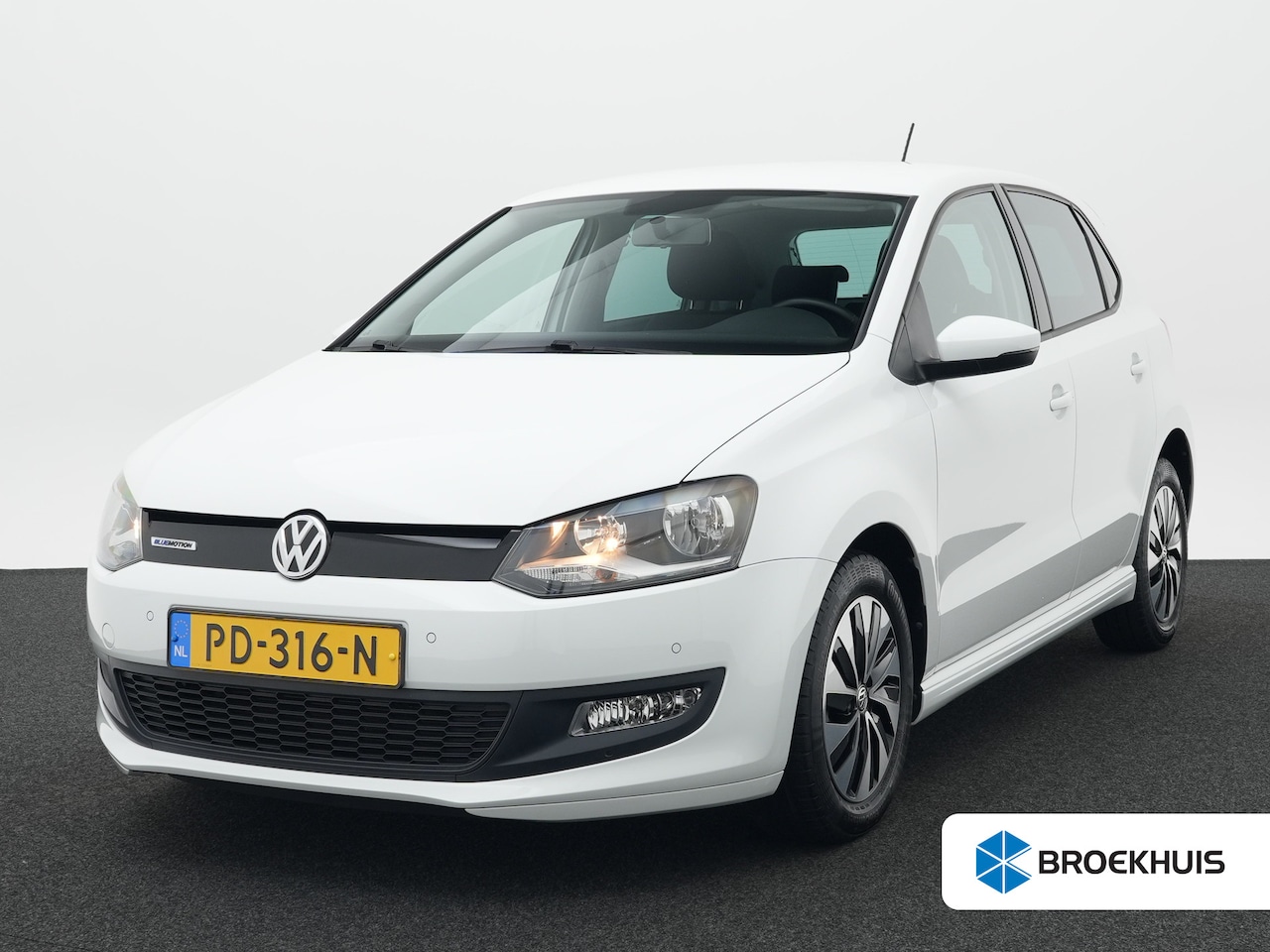 Volkswagen Polo - 1.0 BlueMotion Edition | SLECHTS 28.000KM! | Airco | 1e eigenaar | 16" Lichtmetaal | Airco - AutoWereld.nl