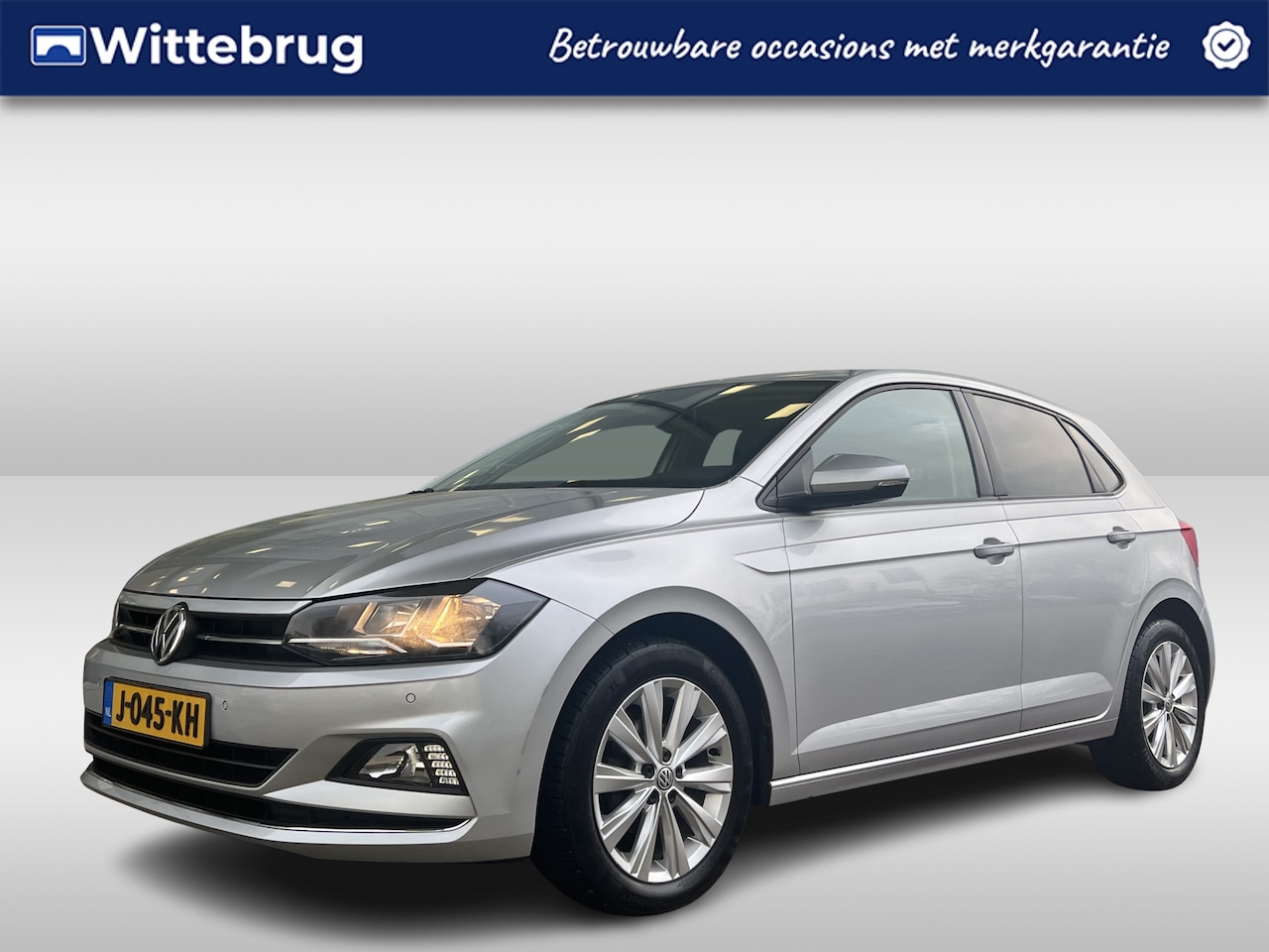 Volkswagen Polo - 1.0 TSI 95pk Highline DSG Automaat / Virtual cockpit / climate control / Getint glas / Nav - AutoWereld.nl