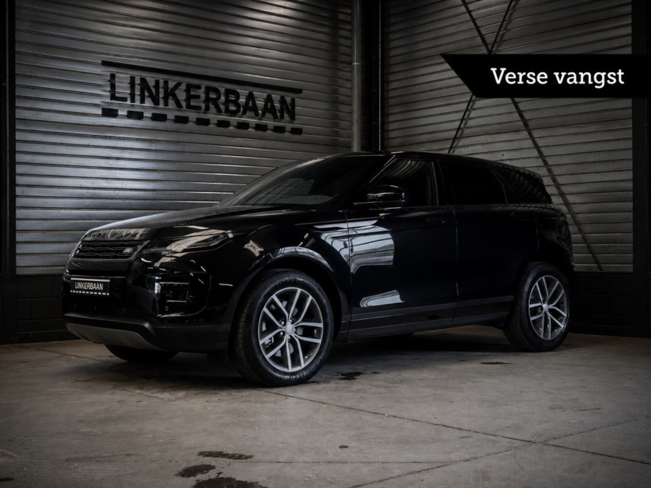 Land Rover Range Rover Evoque - P300e Hybrid S | New Model | Pano | Stoelverwarming | Rij assistent | Ambienteverlichting - AutoWereld.nl