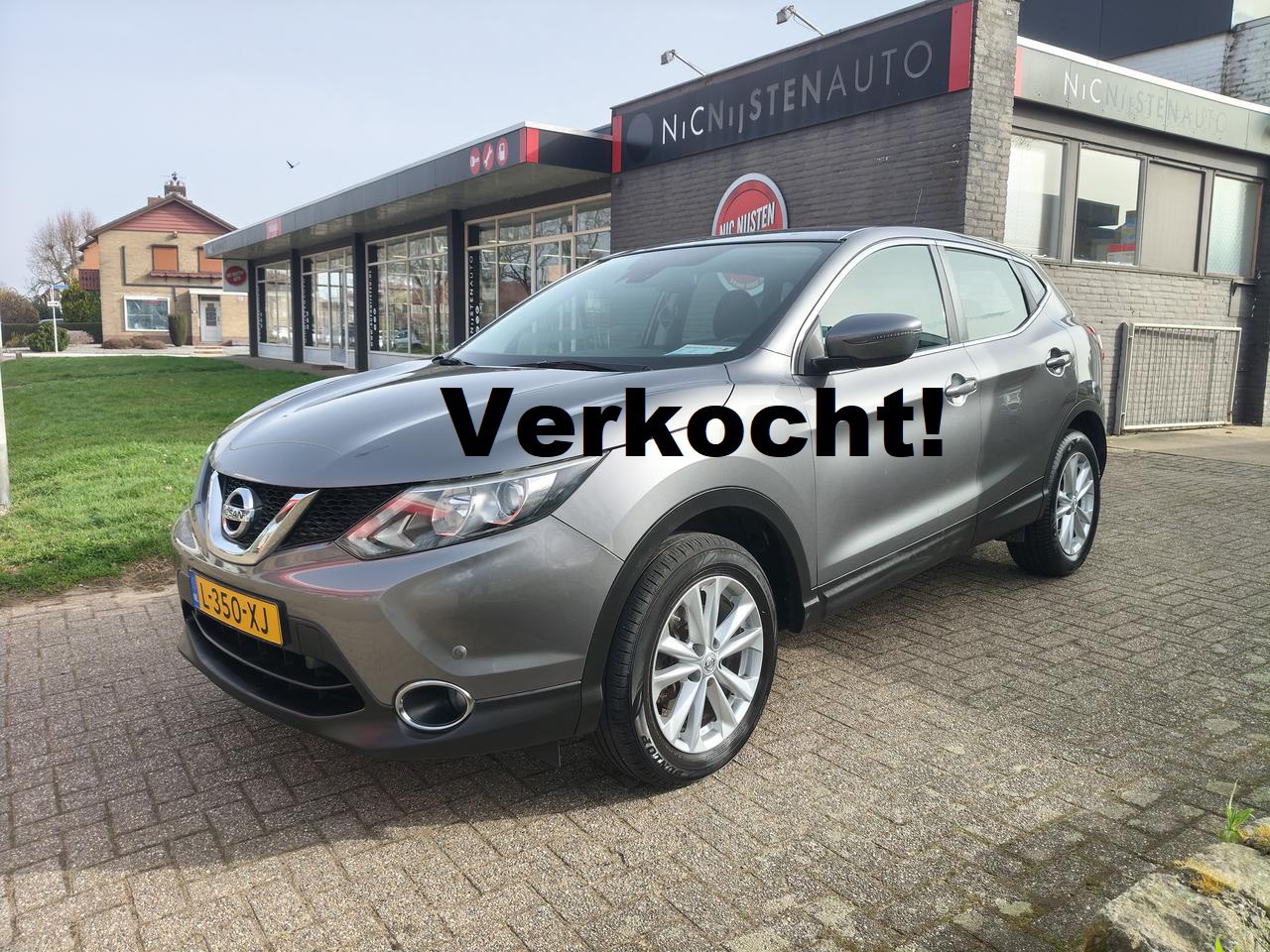 Nissan Qashqai - 1.2 DIG-T Navi, Cruise, Camera, Clim,Trekhaak - AutoWereld.nl