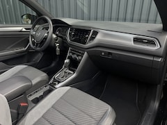Volkswagen T-Roc Cabrio - 1.5 TSI R-Line Carplay, dodehoek