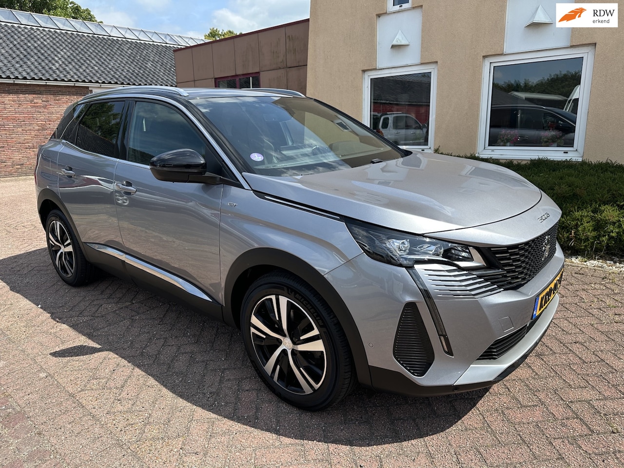 Peugeot 3008 - 1.2 PureTech GT LINE PANO/CAMERA/DEALER OH - AutoWereld.nl