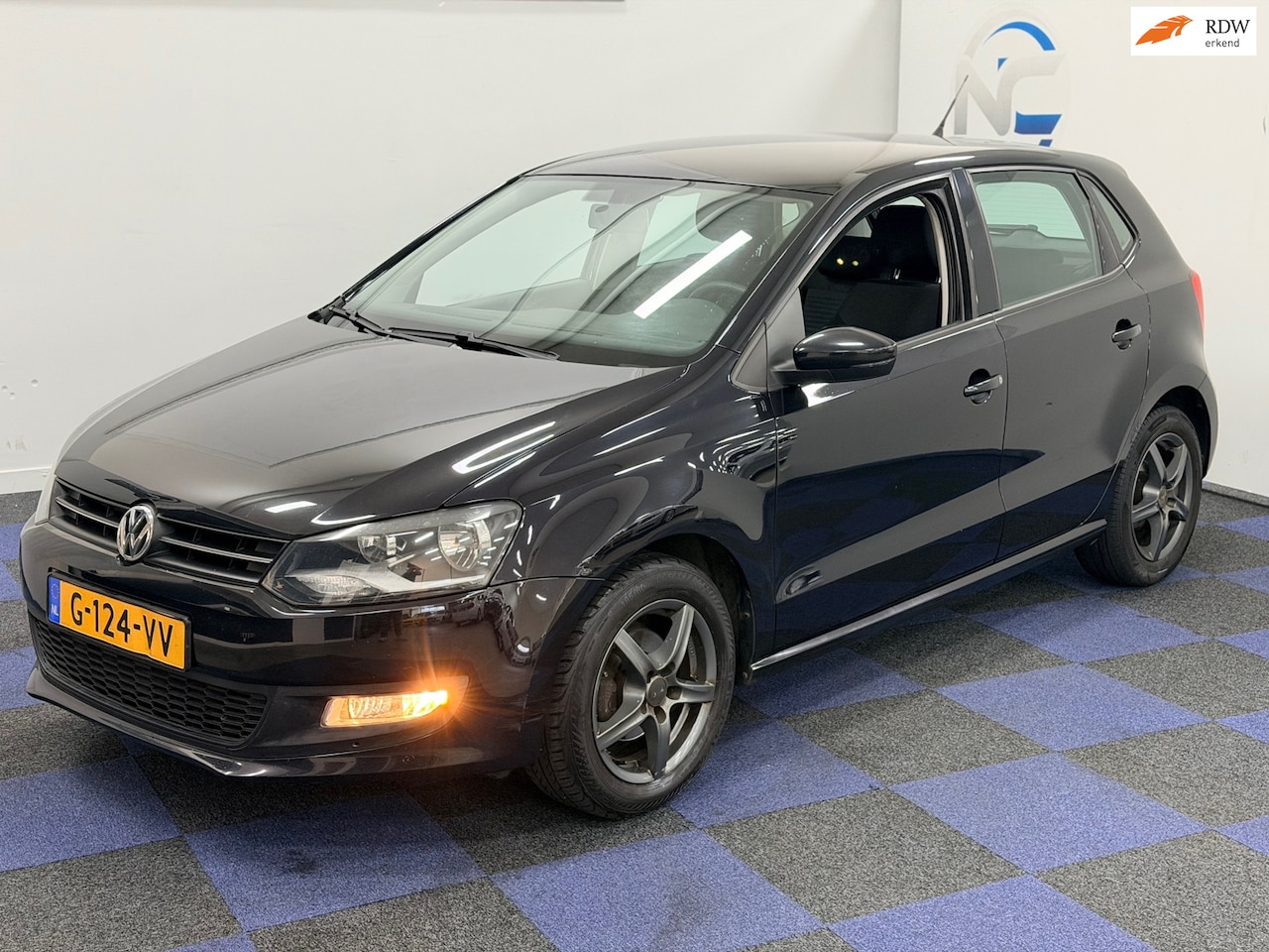 Volkswagen Polo - 1.4-16V Comfortline / DEALER ONDERHOUDEN / NETTE AUTO / IJSKOUDE AIRCO - AutoWereld.nl