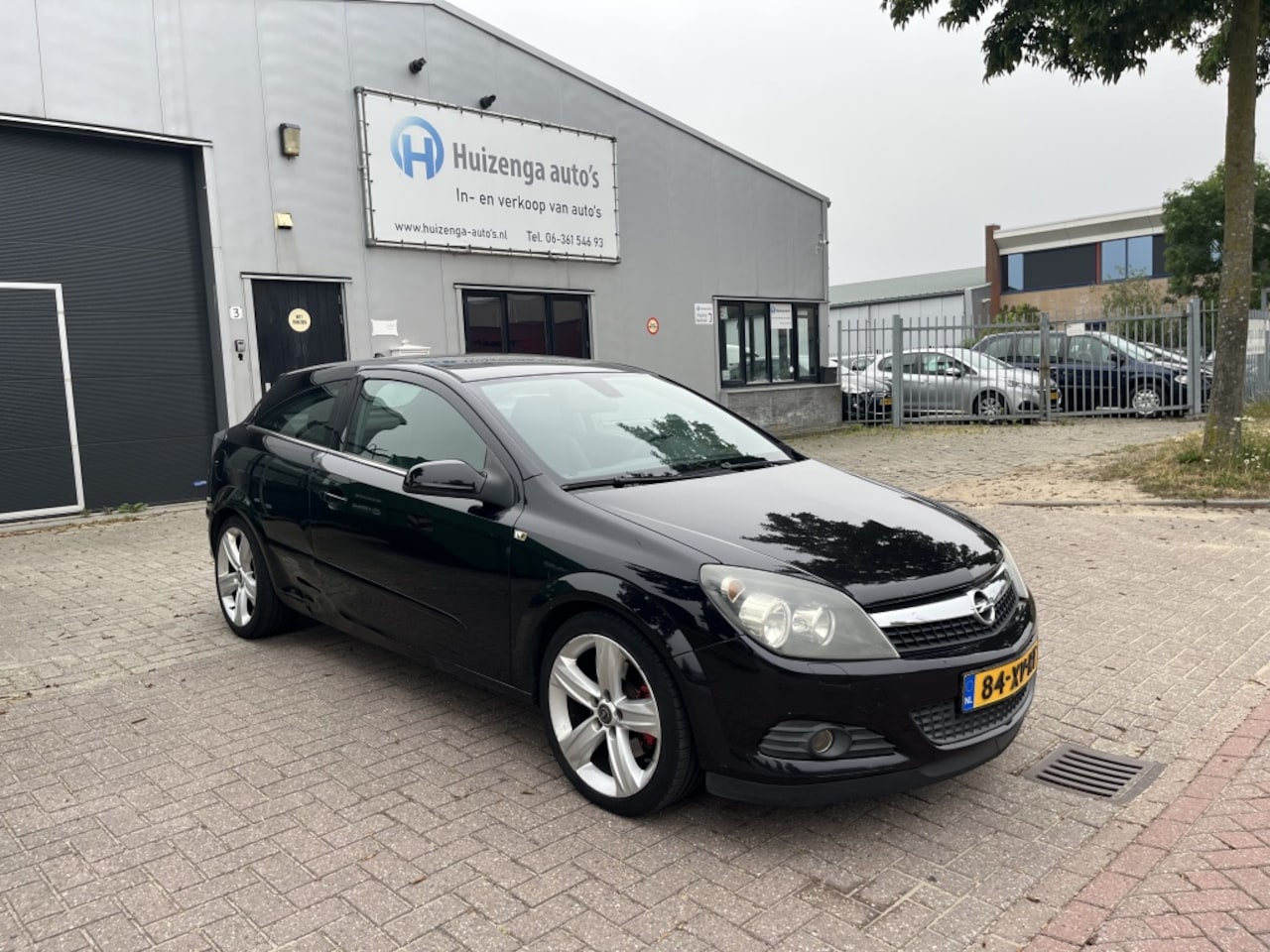 Opel Astra GTC - 1.6 T Cosmo| GTC| APK:12-06-2027! - AutoWereld.nl