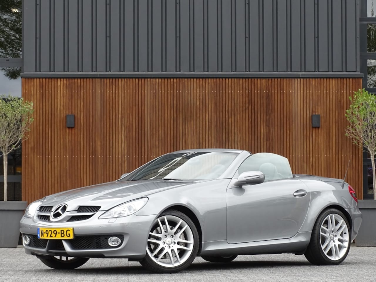 Mercedes-Benz SLK-klasse - 350 305PK V6 AMG / Harman Kardon / Nappa / Roadster / LED - AutoWereld.nl