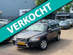 Volvo XC70 - 2.4 D5 Aut/Leer/Cruise/ stoelverwarming/Terekhaak/Nap/Nieuw Apk