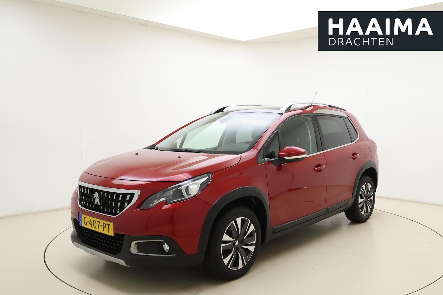 Peugeot 2008 - 1.2 PureTech Allure | 130PK | AUTOMAAT | Trekhaak | Unieke km-stand | Navigatie | Parkeerc - AutoWereld.nl