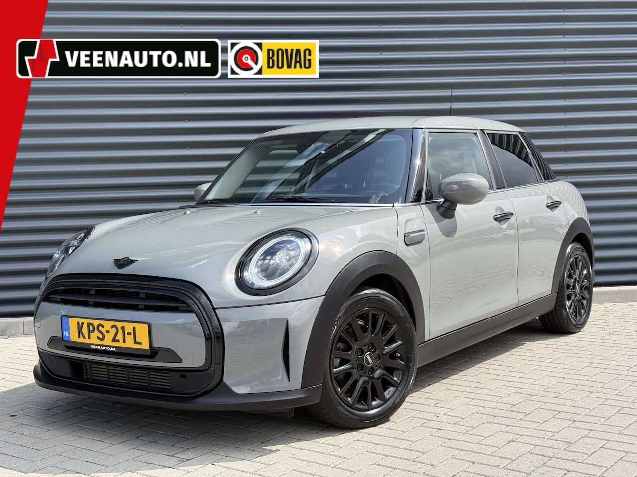 MINI 5-Deurs - ONE FIRST Apple/Leder/Navi - AutoWereld.nl