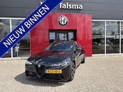 Alfa Romeo Giulia - 2.0 T GME AWD Veloce | 19" Velgen | Camera