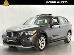BMW X1 - sDrive20i Business | 1e Eig | Pano | Leder | Stoelverw