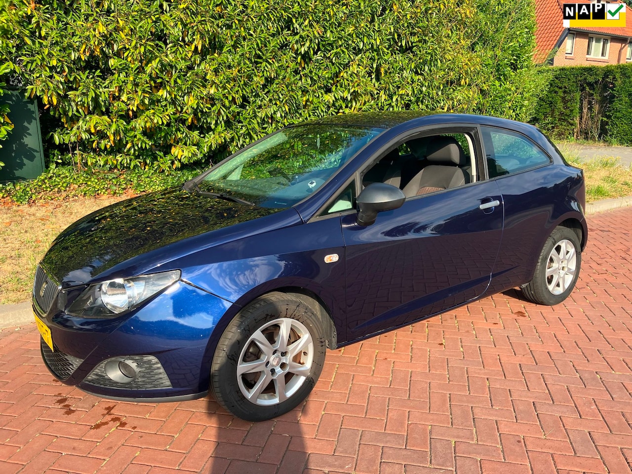 SEAT Ibiza SC - 1.4 Spirit airco rijd goed apk tot 1-2027 - AutoWereld.nl