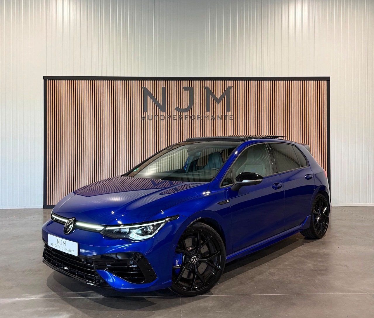 Volkswagen Golf - 2.0 TSI R Performance 4M|Akrapovic|Pano|H&K|HuD - AutoWereld.nl