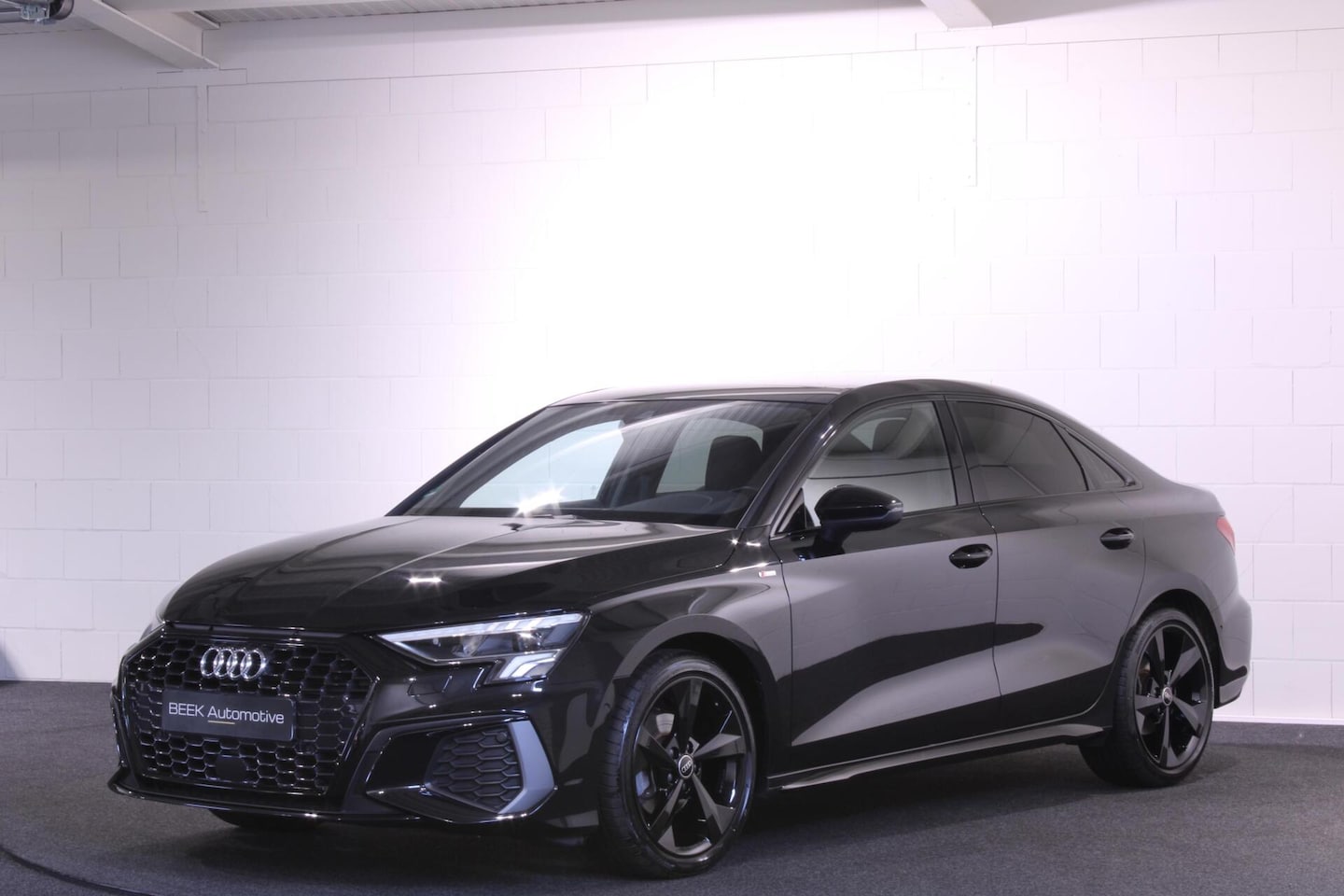 Audi A3 Limousine - 35 TFSI | S Line | B&O | PANO | RS-ZETELS - AutoWereld.nl