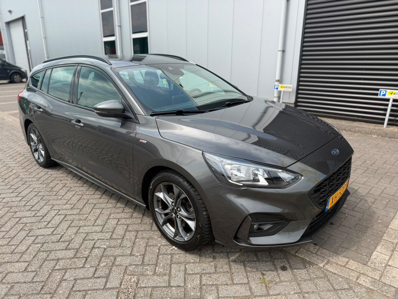 Ford Focus Wagon - 1.0 EcoBoost ST Line Navi | Clima | Cruise | - AutoWereld.nl
