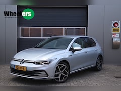 Volkswagen Golf - 1.5 eTSI R-Line Business+, Stoel & Stuurverwarmd, IQ.LIGHT, Camera, Navi