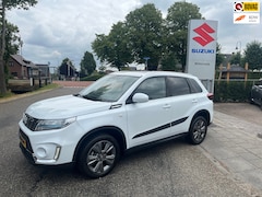 Suzuki Vitara - 1.4 Boosterjet Select Smart Hybrid // 1500 kilo trekgewicht // Snel te rijden // Rijklaar