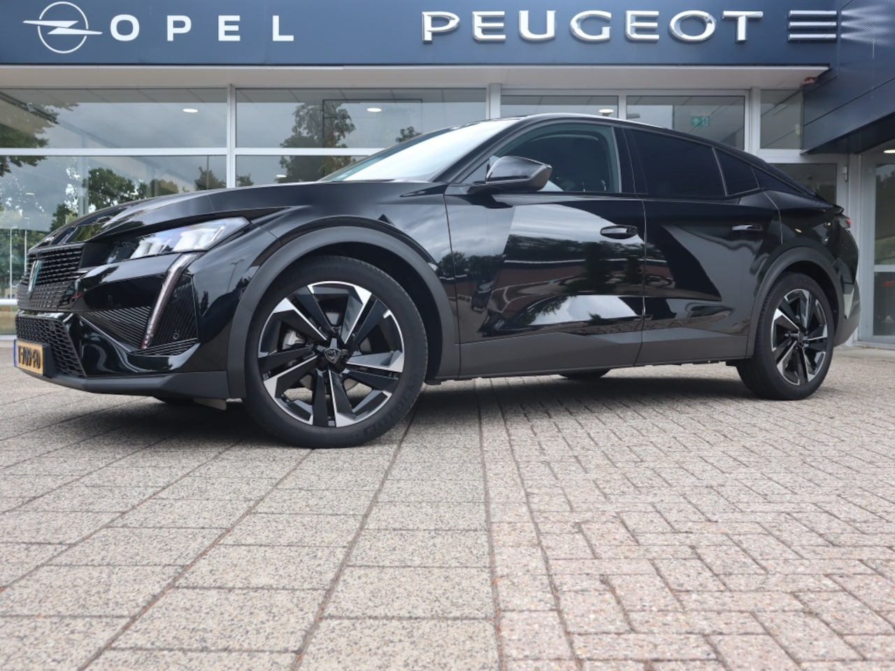 Peugeot 408 - Allure Pack PureTech 130PK EAT8 Automaat, Rijklaarprijs, 360° Camera AGR bestuurdersstoel - AutoWereld.nl