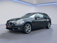 BMW 1-serie - 120i High Executive 184PK /Apple Carplay/Cruise Control/Parkeersens. V+A/18''LMV/Stoelverw