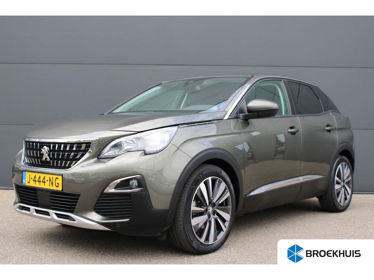 Peugeot 3008 - 1.2 PureTech Blue Lease Premium Avantage | Automaat | Navigatie | Camera | Apple carplay | - AutoWereld.nl