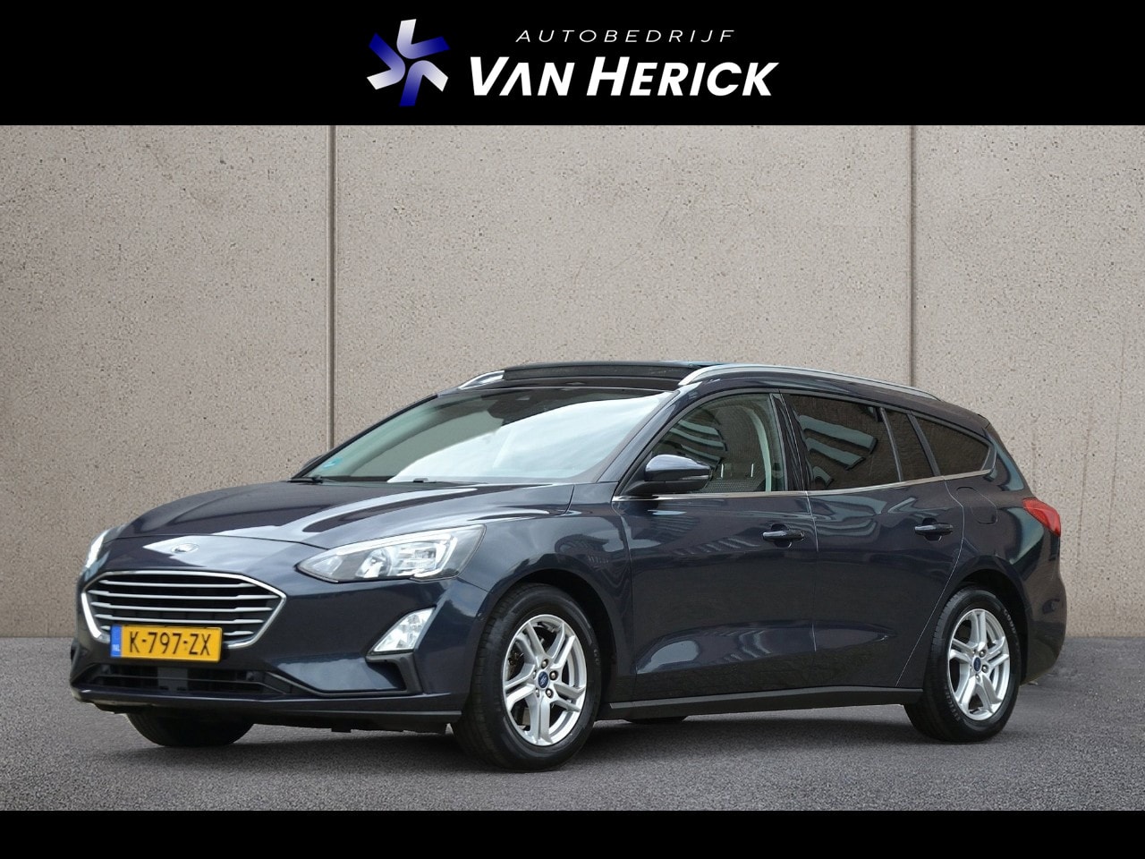 Ford Focus Wagon - 1.0 EcoBoost Trend Edition Business | Panoramadak | Winterpakket | Achteruitrijcamera | Tr - AutoWereld.nl