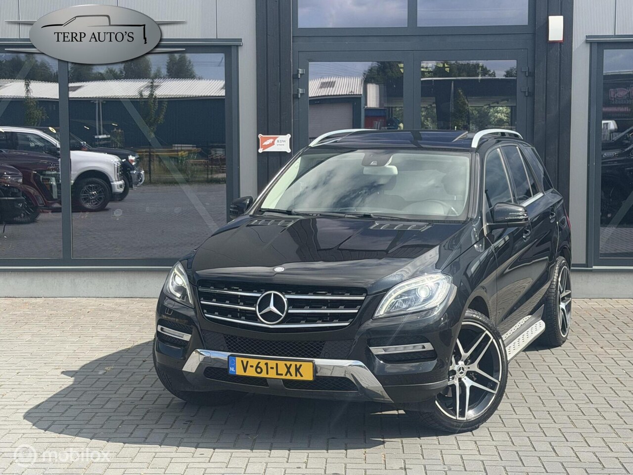 Mercedes-Benz ML-klasse - 350cdi 2013 Grijs Kenteken Marge - AutoWereld.nl