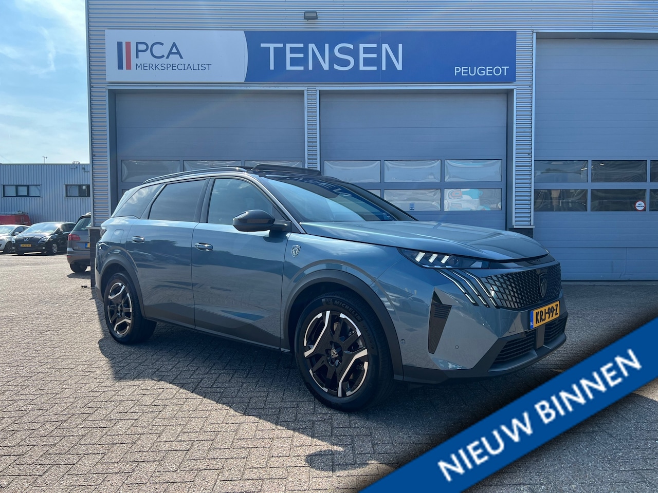 Peugeot 5008 - 1.6 Plug-in Hybrid 195 GT 7p | Panoramadak | Navigatie | Electrische achterklep | Keyless - AutoWereld.nl
