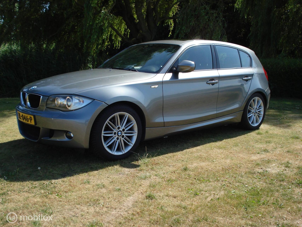 BMW 1-serie - 118i EffDyn. Ed. Business Line Ultimate Edition 118i EffDyn. Ed. Business Line Ultimate Edition - AutoWereld.nl