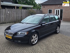 Volvo V50 - 2.4 Momentum, Clima, CruisC, Trekhaak, BT/Parrot