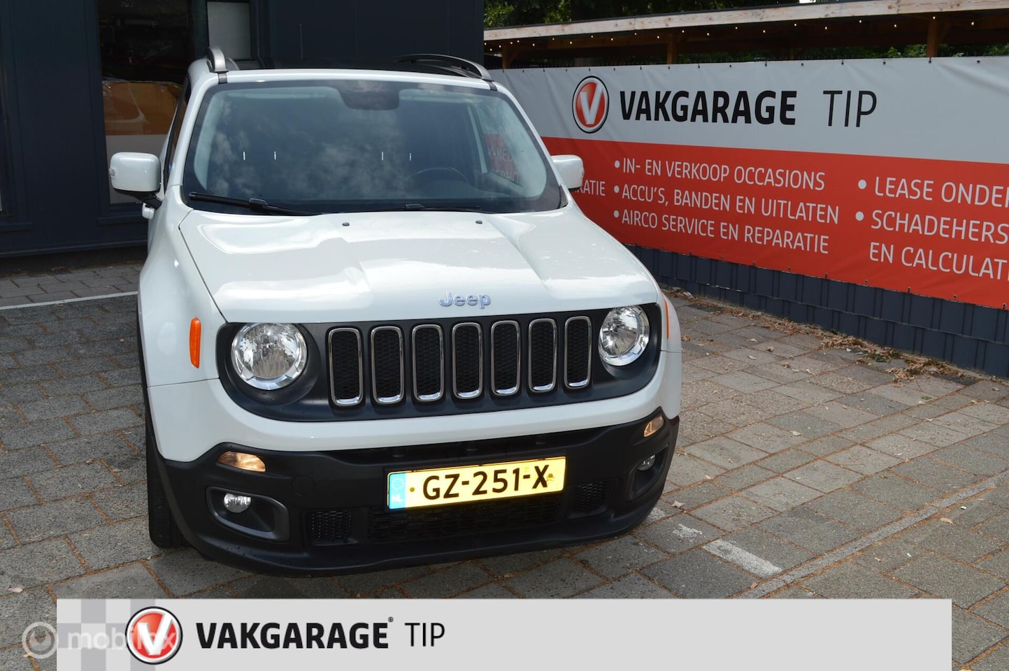 Jeep Renegade - 1.4 MultiAir Longitude /Pano - AutoWereld.nl