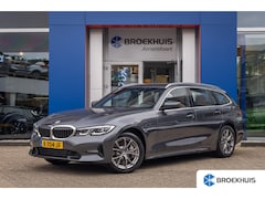 BMW 3-serie Touring - 330e eDrive Edition | leder | Stoelverwarming | Digitaal dashboard | Navigatie | Keyless |