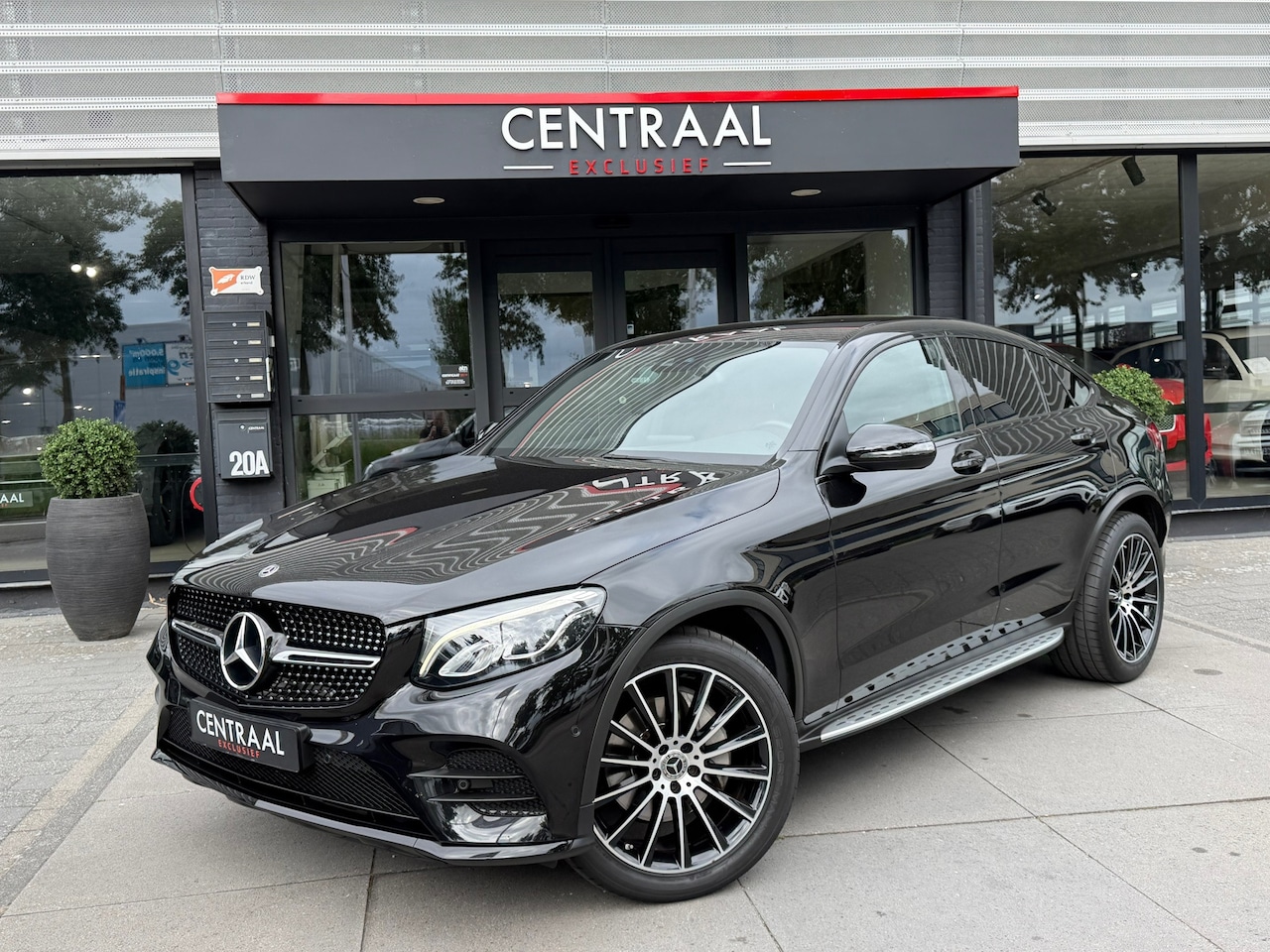 Mercedes-Benz GLC-klasse Coupé - 250 4MATIC AMG Burmester|Navi|Xenon/Led|Ambienteverlichting - AutoWereld.nl