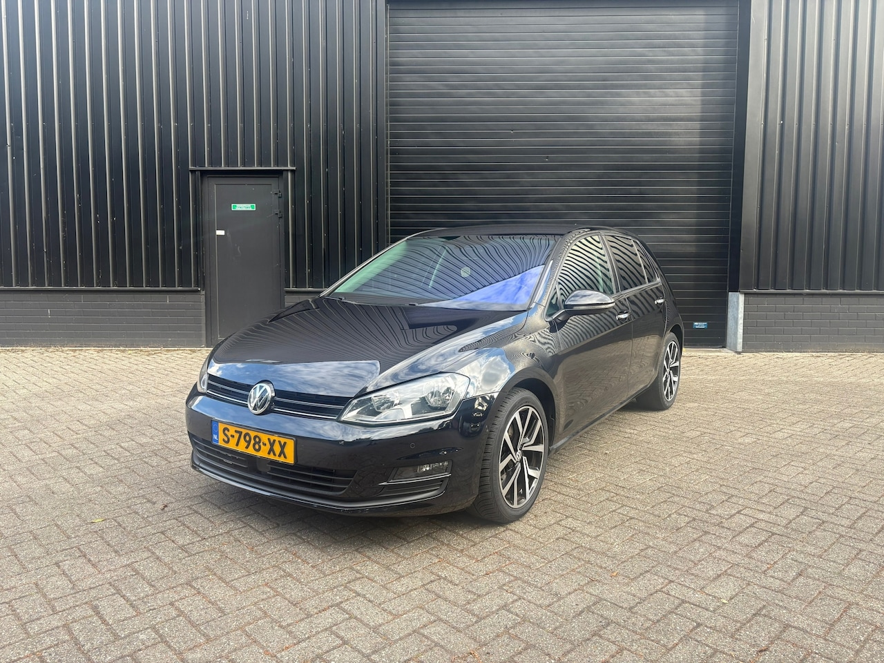Volkswagen Golf - 2.0 TDI Highline Business R 2.0 TDI Highline Business R - AutoWereld.nl