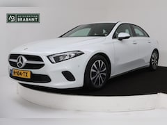 Mercedes-Benz A-klasse - 180 Business Solution (NAVIGATIE, CAMERA, STOELVERWARMING, CRUISE, PDC, NL-AUTO, GOED ONDE