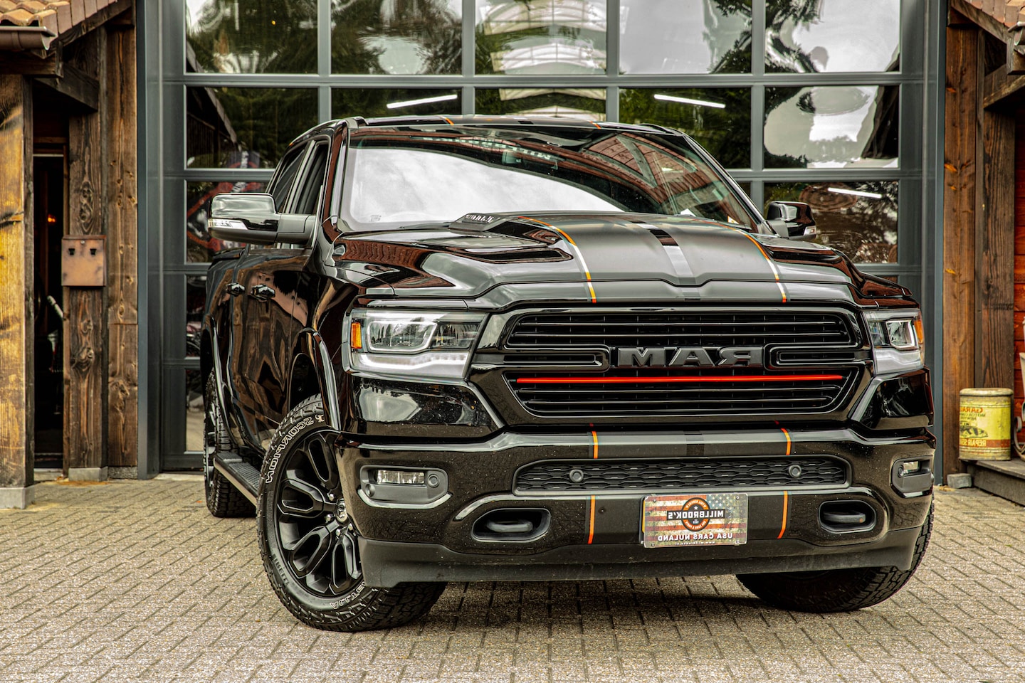 Dodge Ram 1500 - Ram laramie V8 - AutoWereld.nl