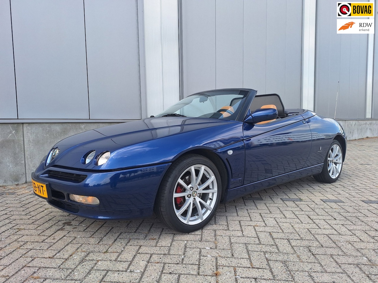 Alfa Romeo Spider - 2.0-16V T.Spark L 2.0-16V T.Spark Lusso - AutoWereld.nl