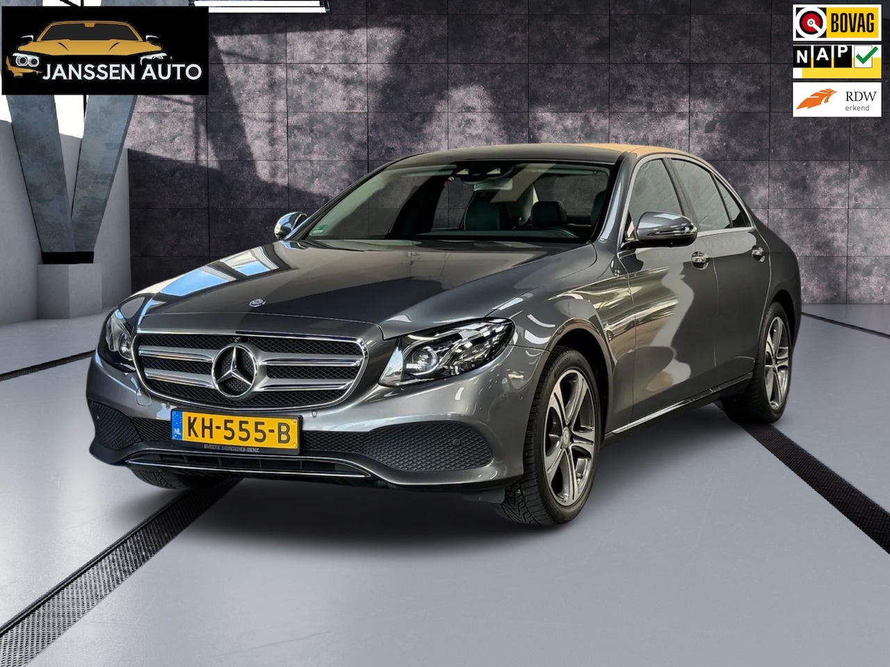 Mercedes-Benz E-klasse - 200 Prestige | HUD | Widescreen | Sfeer | 360 | 1/2 Leder | Zeer netjes - AutoWereld.nl