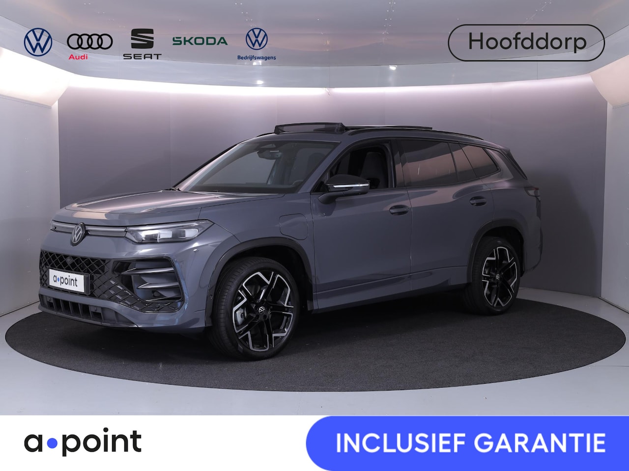 Volkswagen Tayron - 1.5 eHybrid R-Line Edition 204 pk Automaat (DSG) | Verlengde garantie | Navigatie | Panora - AutoWereld.nl